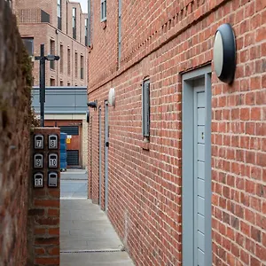 https://the-falcon-tap.yorkshirehotels.net
